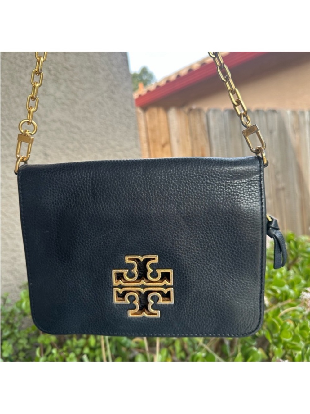 TORY BURCH Black Leather Crossbody Bag with Gold Chain